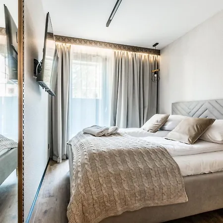 Apartment Makuszynskiego Lux *