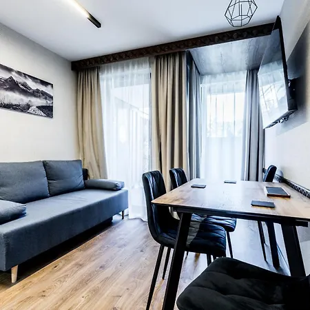 Apartment Makuszynskiego Lux